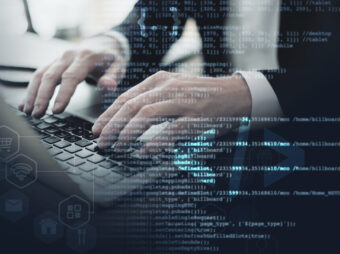 html-und-css-collage-konzept-mit-person