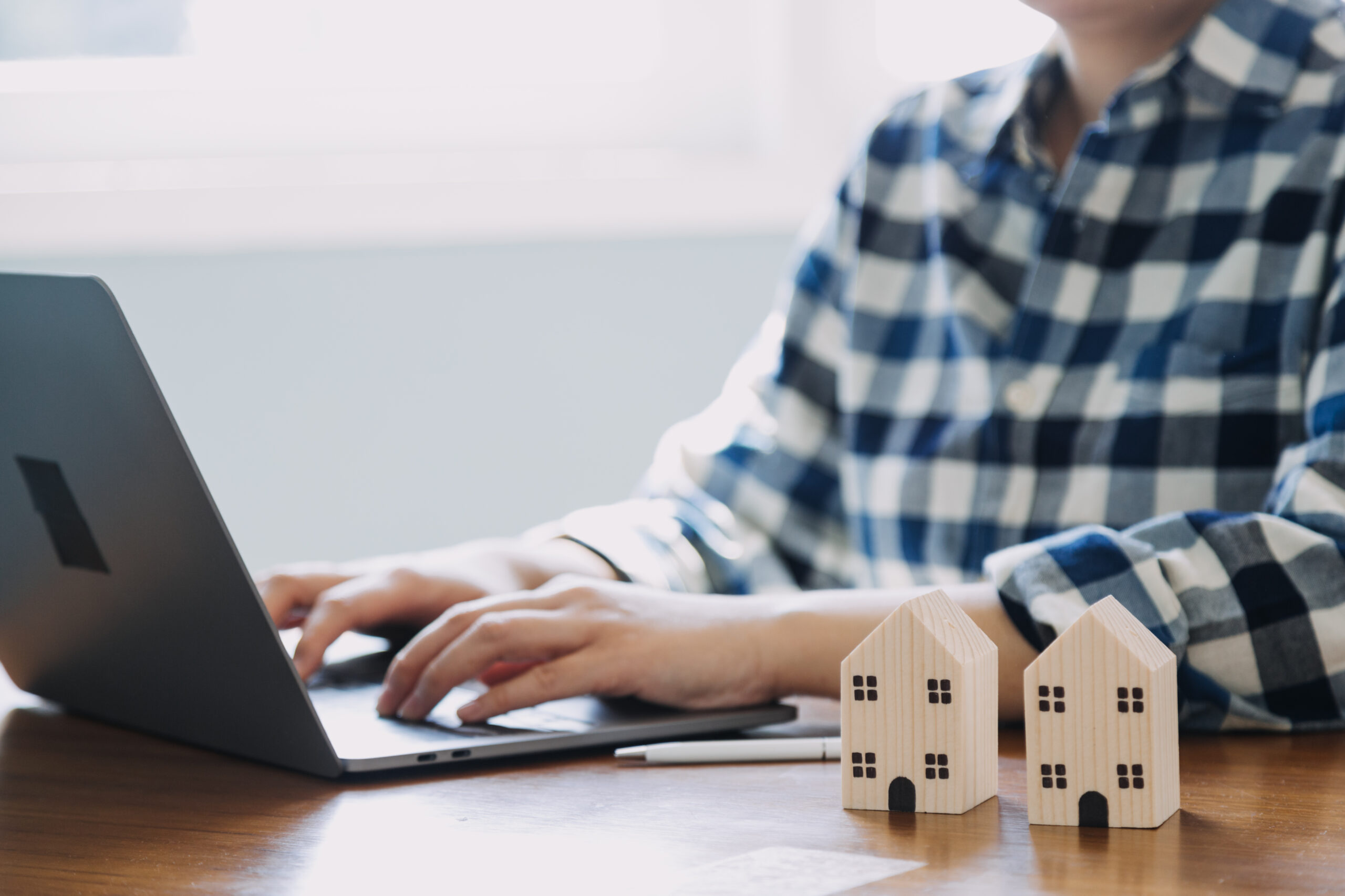 Signing home sales and insurance contracts with real estate agen